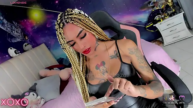 Chat XXX ao vivo de Nella_Dolls