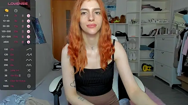 broosnica1's Live XXX Chat
