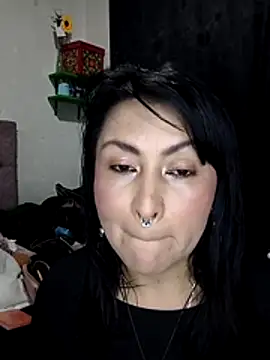 LILITH_LIBELULA Adlı Modelin Canlı XXX Sohbeti