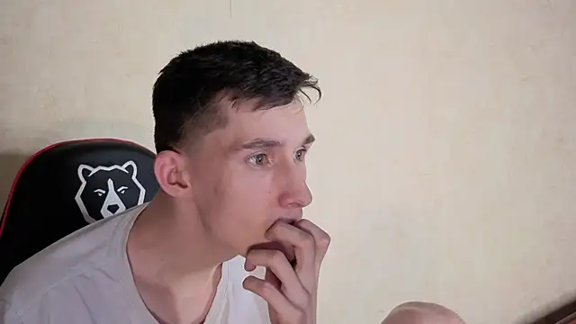 XXX chat uživo modela touch_me7