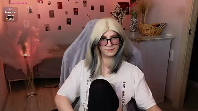 FoxIsPuff Live XXX-Chat