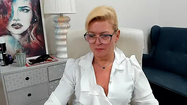 luna_xfantasy Chat XXX in diretta