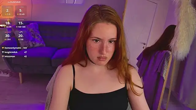 ChloeAster's Live XXX Chat