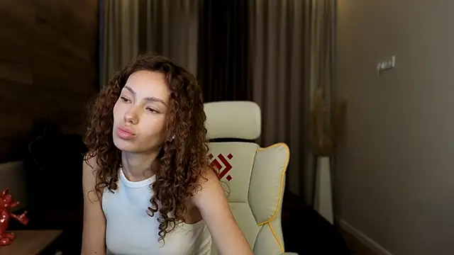 צ'אט XXX בשידור חי של voxlesss