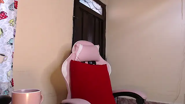 Živý XXX chat Emma_Henderson