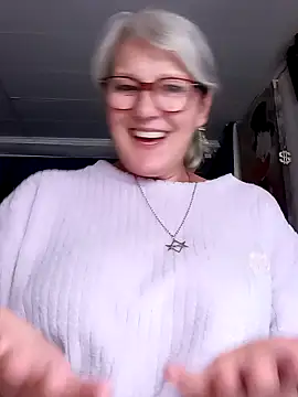 Živý XXX chat irinamaux