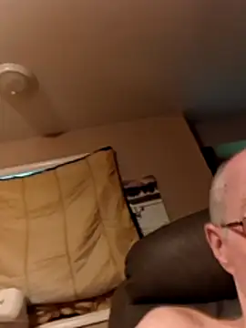 Joeyw57 – Naživo XXX chat
