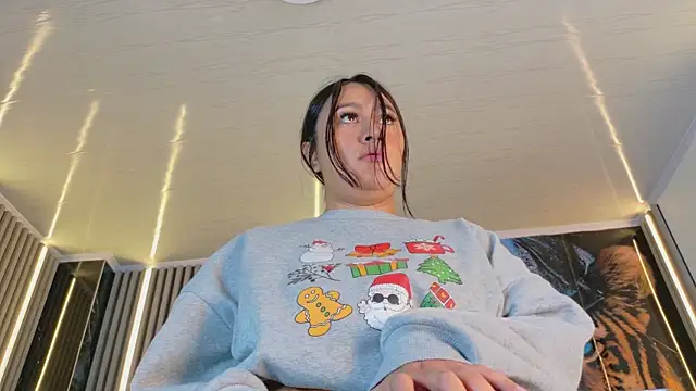 _Vyolet XXX чат на живо