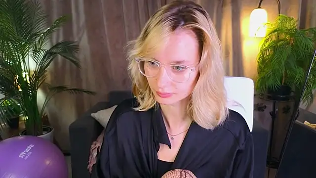 NoraMoreau Live XXX-chat