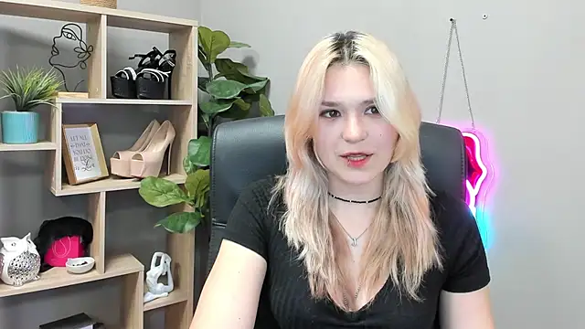 Chat +18 de SweetLilyxo ao vivo