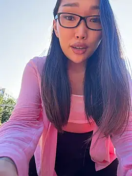 trytomakememoam Live XXX Chat