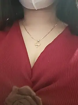 Mina-02 Adlı Modelin Canlı XXX Sohbeti