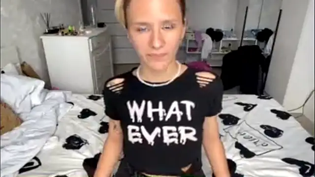 SashaSunnyShy's Live XXX Chat