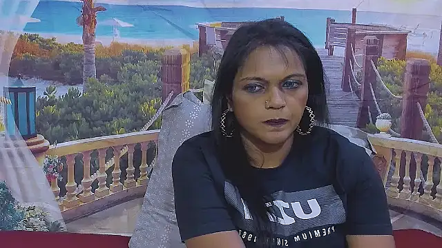 indianswtbella's Live XXX Chat