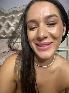 Chat XXX en directo de HotXMom_