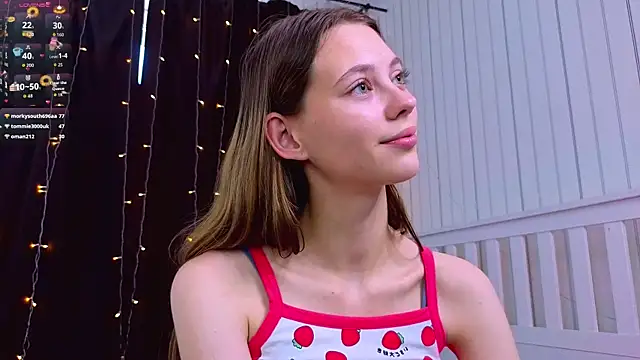 Chat XXX en directo de HarriettKitty