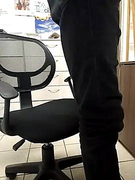 RETURNOFTPNUTS Show in webcam