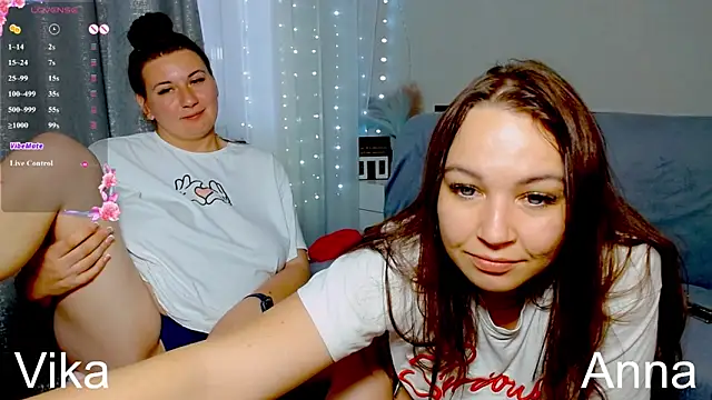 viki_love77 Chat XXX in diretta