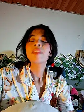 Dolli_virginpussy's Live XXX Chat