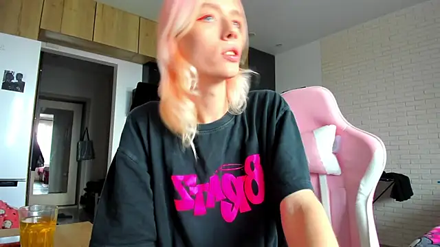 _Alice_Kitty Live XXX-chat