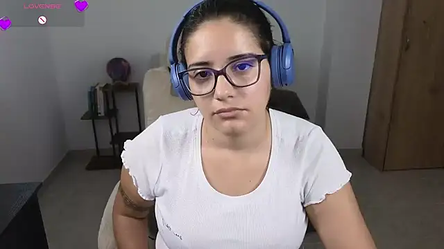 blue__moon_'s Live XXX Chat