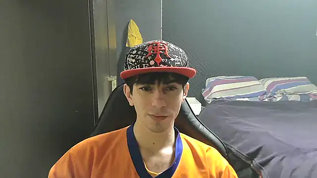 צ'אט XXX בשידור חי של highonbwc