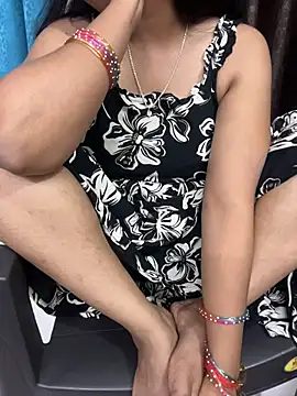 XXX chat uživo modela LoveJourney