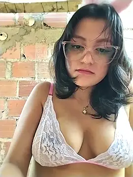 sienna_elara's Live XXX Chat