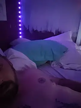 Cummaker69's Live XXX Chat