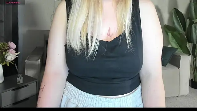 Stefania-sweet Chat XXX in diretta