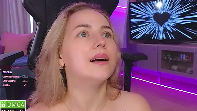 Chat XXX en directo de Mira_Mermayd