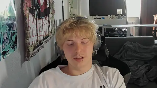 Benjamin_Bo élő XXX-chatje