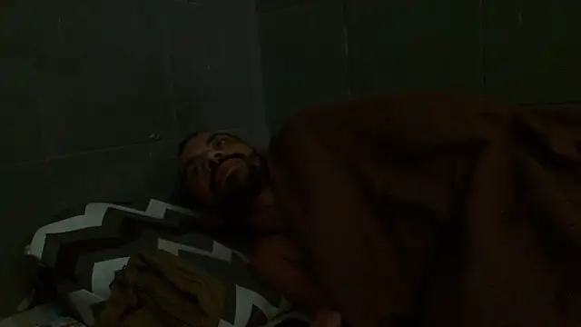 Chat +18 de HenrikUncutXXL ao vivo