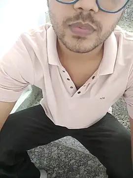 XXX chat uživo modela nikibabu7