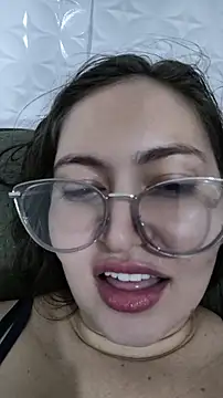 Chat +18 de Fetichista23 ao vivo