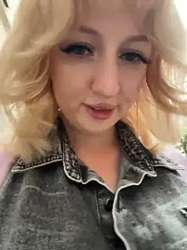 RonnieKiss' Live XXX Chat
