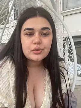 ZuriSaint – Live XXX-chat