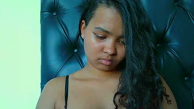 indianaphrodite1's Live XXX Chat