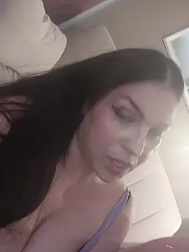 Chat +18 de Greta_Tamar ao vivo