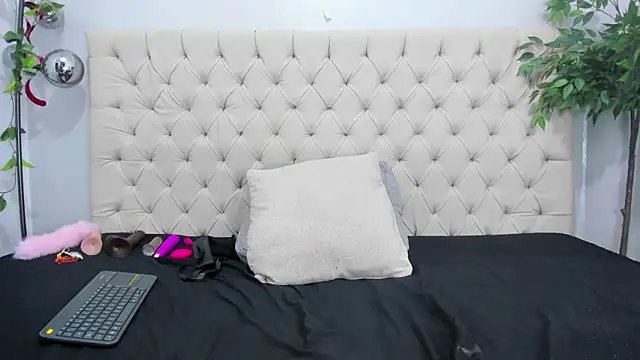 Anggie_Miller's Live XXX Chat