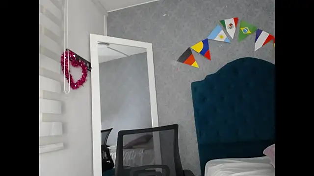 XXX chat uživo modela Vic_Taylor