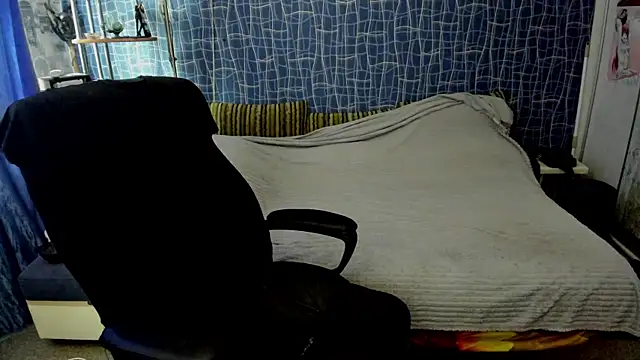 CuteBoy228 Adlı Modelin Canlı XXX Sohbeti