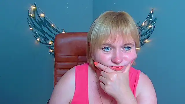 Živý XXX chat KiraSmiling
