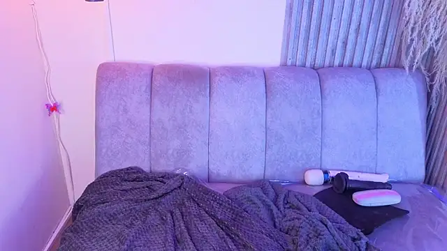 XXX chat uživo modela miiaboss_