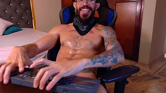 Онлайн чат XXX Simon_Rz