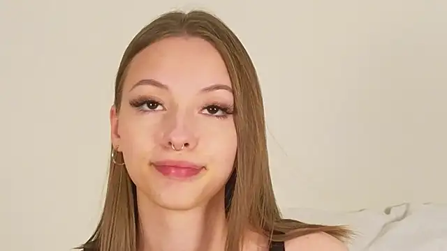 JulyOwens' Live XXX Chat