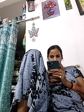 Chat +18 de Sexy-Kajal2 ao vivo