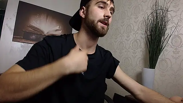 KyloEast Chat XXX live