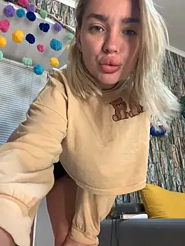 XXX chat uživo modela Sextazy