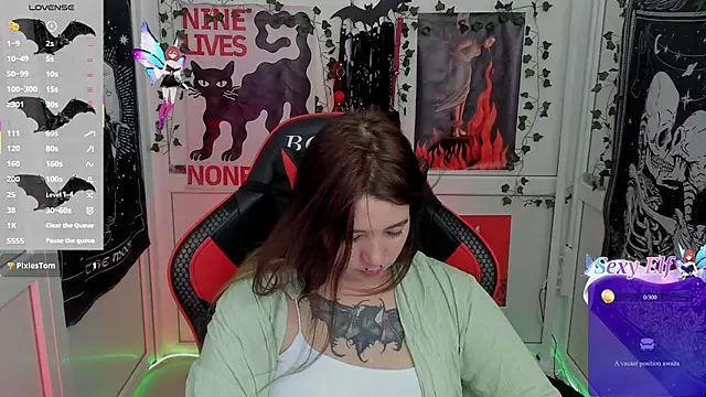PurpleRune's Live XXX Chat